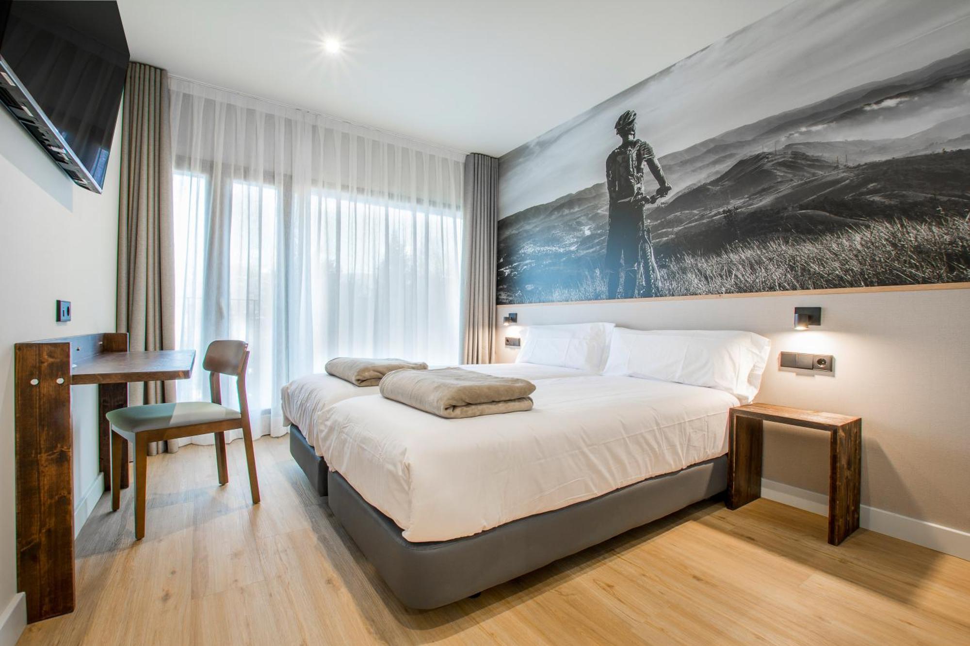 Hotel Llivia Ngoại thất bức ảnh